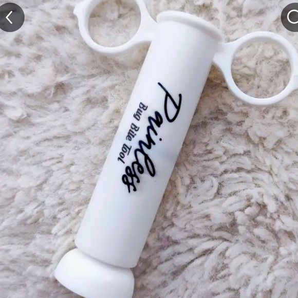 Brand New - Insect bite venom extractor- plastic - Picture 1 of 7